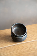 Load image into Gallery viewer, Rust Stoneware Pinch bowl
