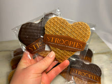 Load image into Gallery viewer, Stroopwafel Hearts: Single / Chocolate
