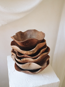 Ruffle Teak Bowl: Small