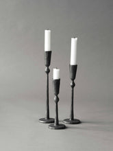 Load image into Gallery viewer, Boule candle holder black - S mall
