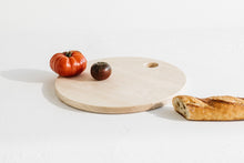 Load image into Gallery viewer, Round Maple Cutting Board
