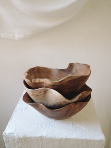 Ruffle Teak Bowl: Small